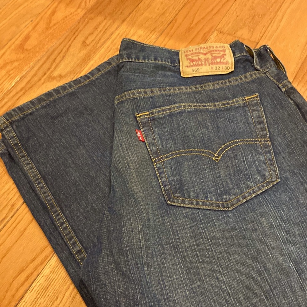 Men’s Levi’s 569 jeans size W 32 L 30.